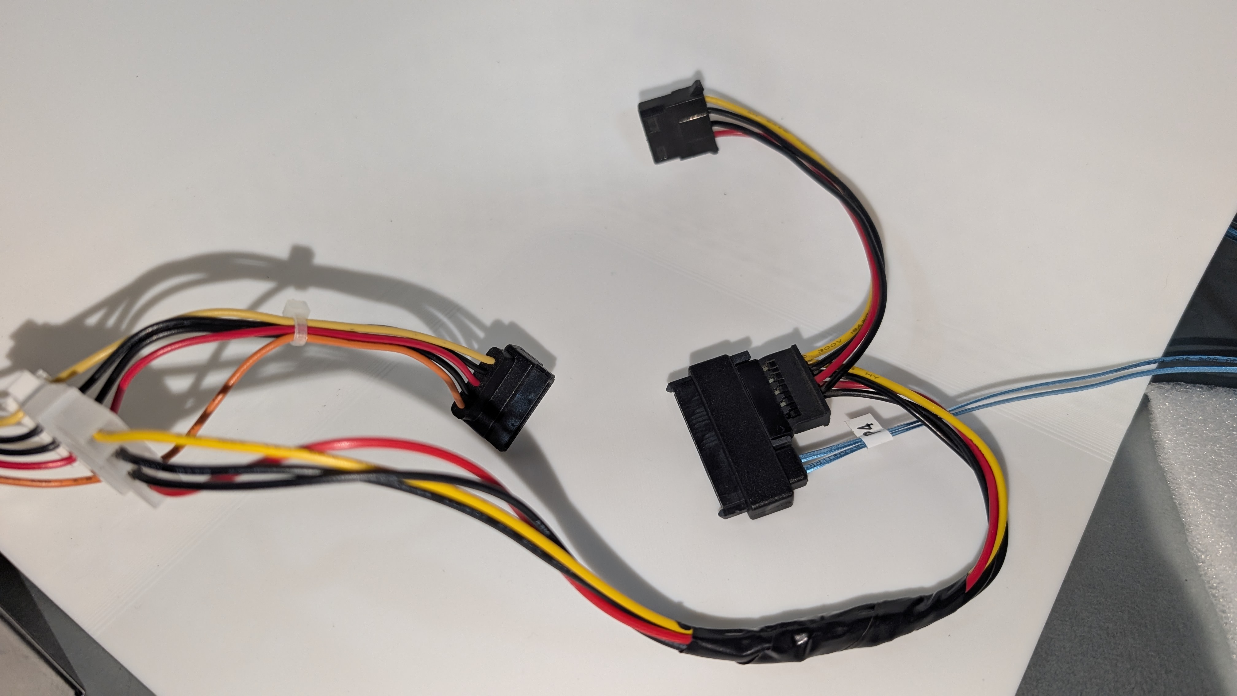 SATA power cable overview showing different connector types